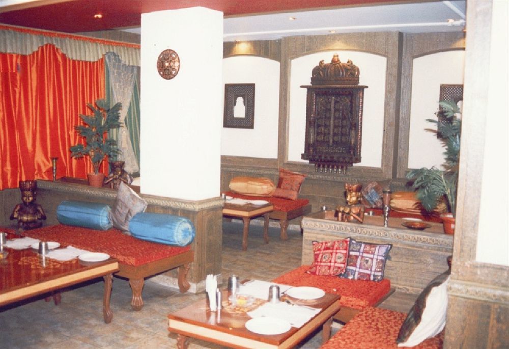 Hotel Tara International Hajdarábád Exteriér fotografie